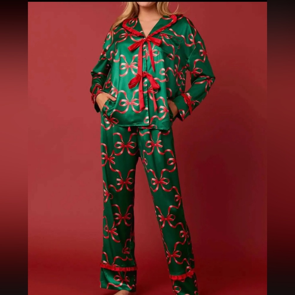 Boutique Silk Red & Green Bow Ruffle Pajamas